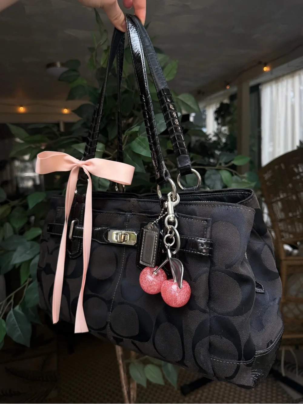 Coach Chelsea Signature Jayden Carryall bag
